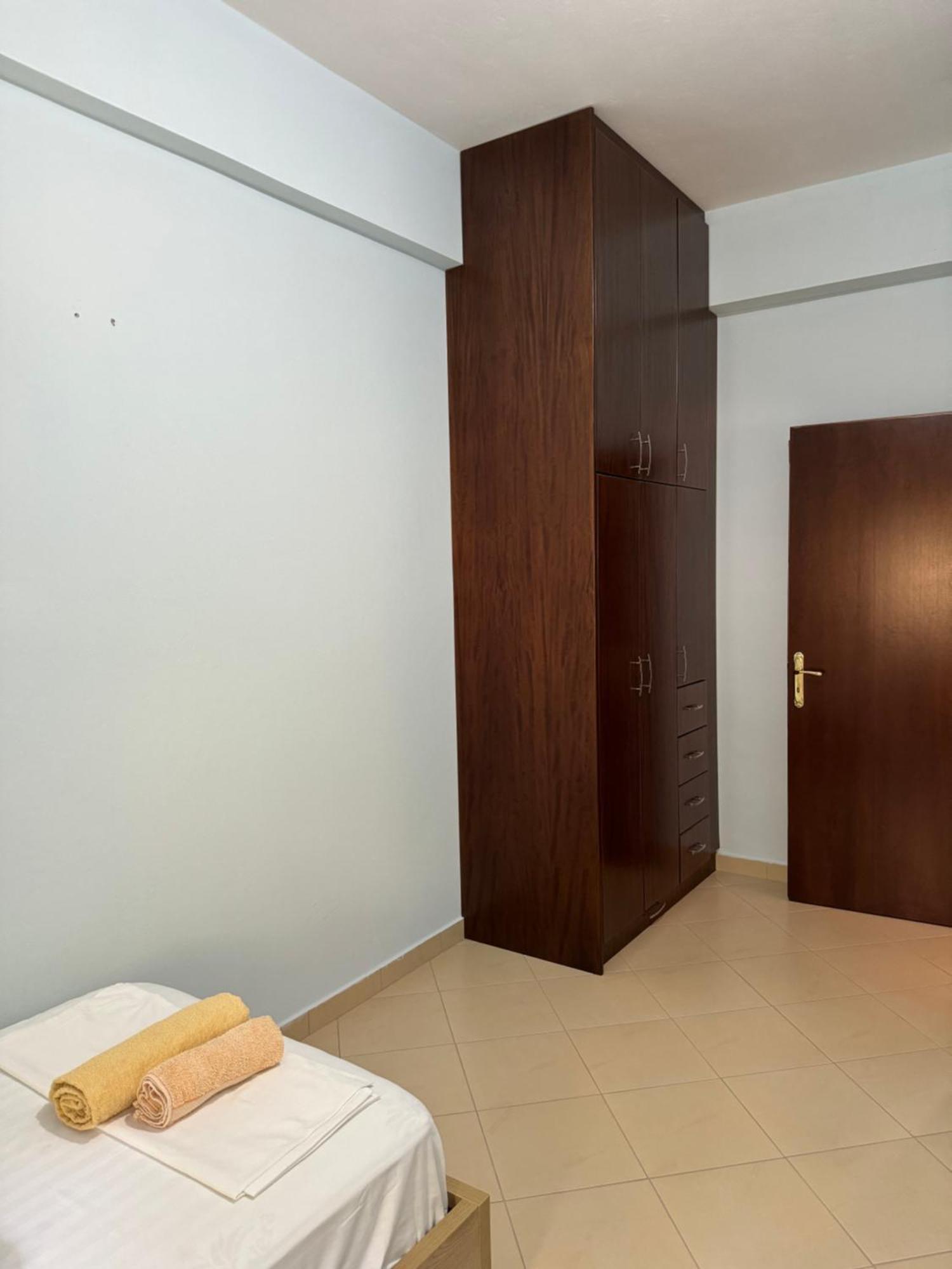 L.T. Apartment 5Th Street Sarandë Eksteriør bilde